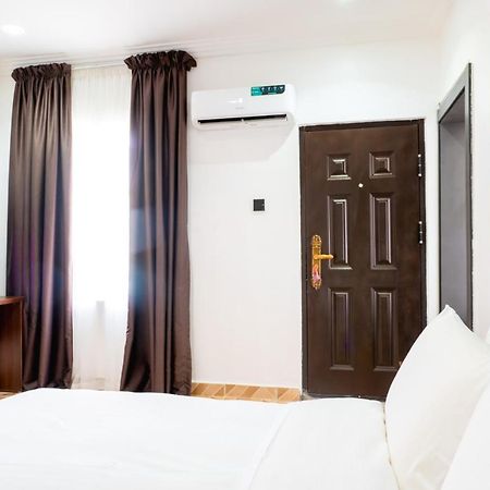 Jotani Living Apartment Lagos Exterior foto